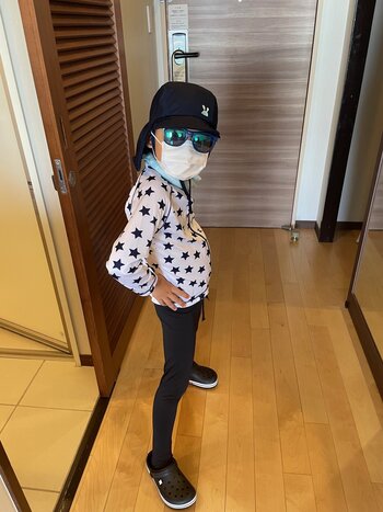 シンタ　サングラス.jpg