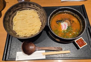 福岡グルメも堪能.jpg