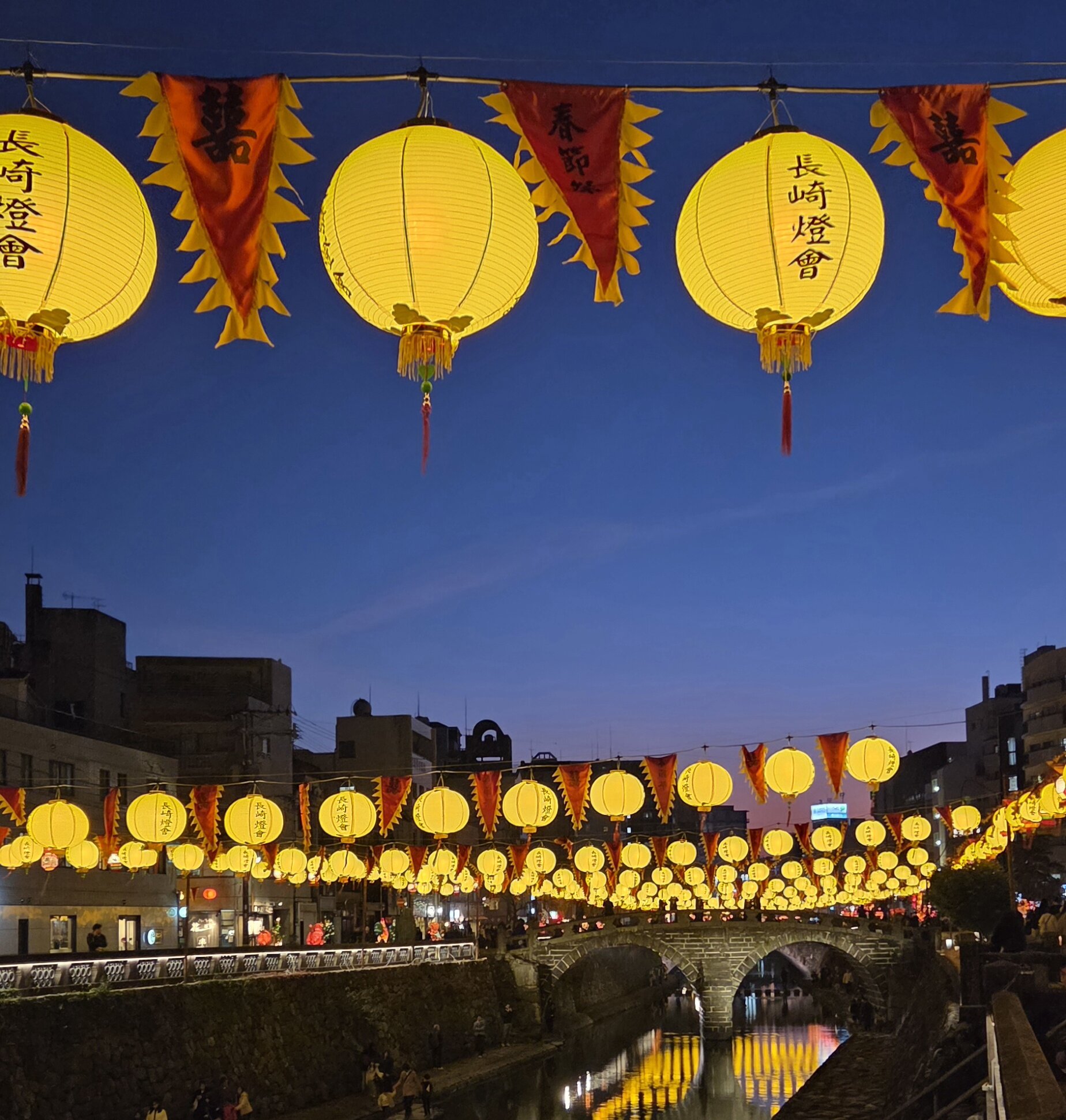 黄色のランタン.jpg
