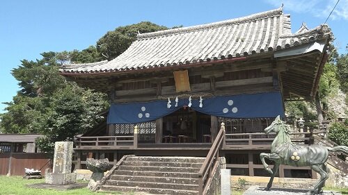 亀岡神社.jpg