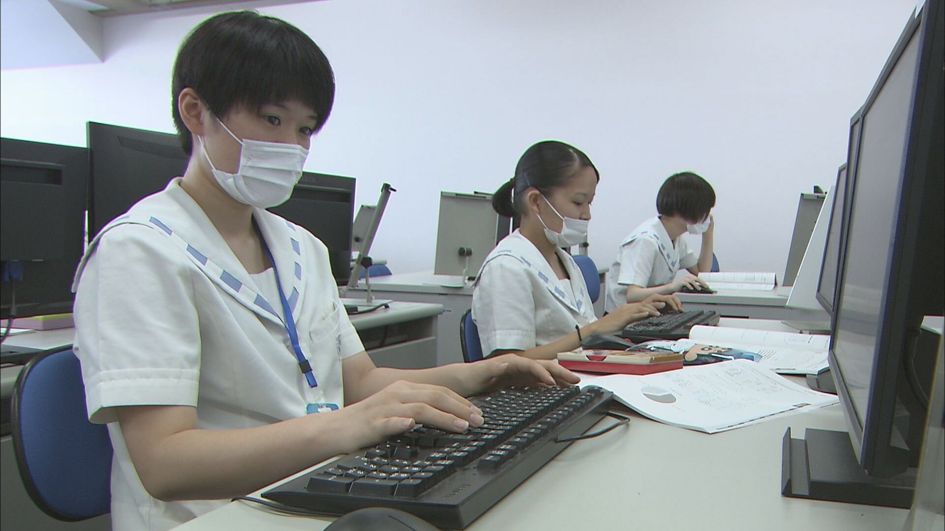 長崎女子高等学校 授業風景