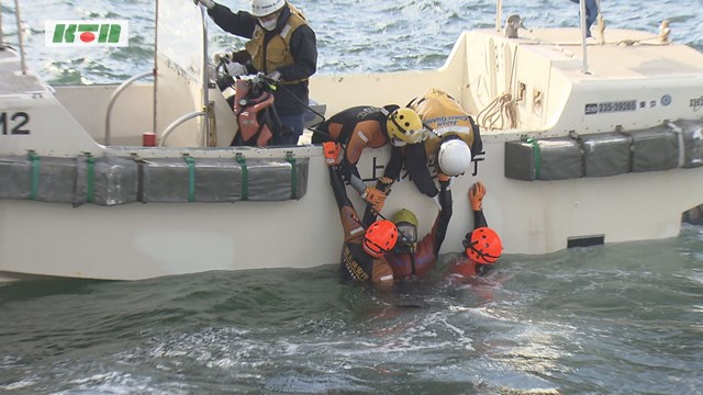 長崎海上保安部の「海猿」が訓練はじめ【長崎市】