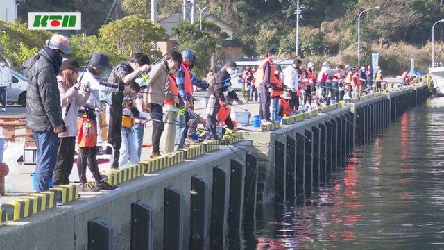 九州最西端・五島の温泉スポットでアジ釣り選手権【五島市】