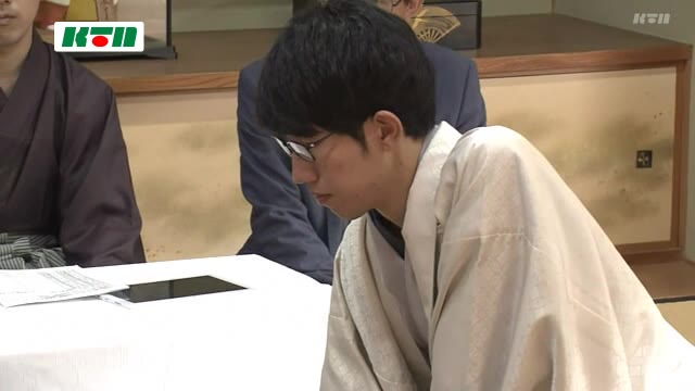 長崎・対馬出身の佐々木七段が敗れる…藤井七冠が防衛【将棋・王位戦】