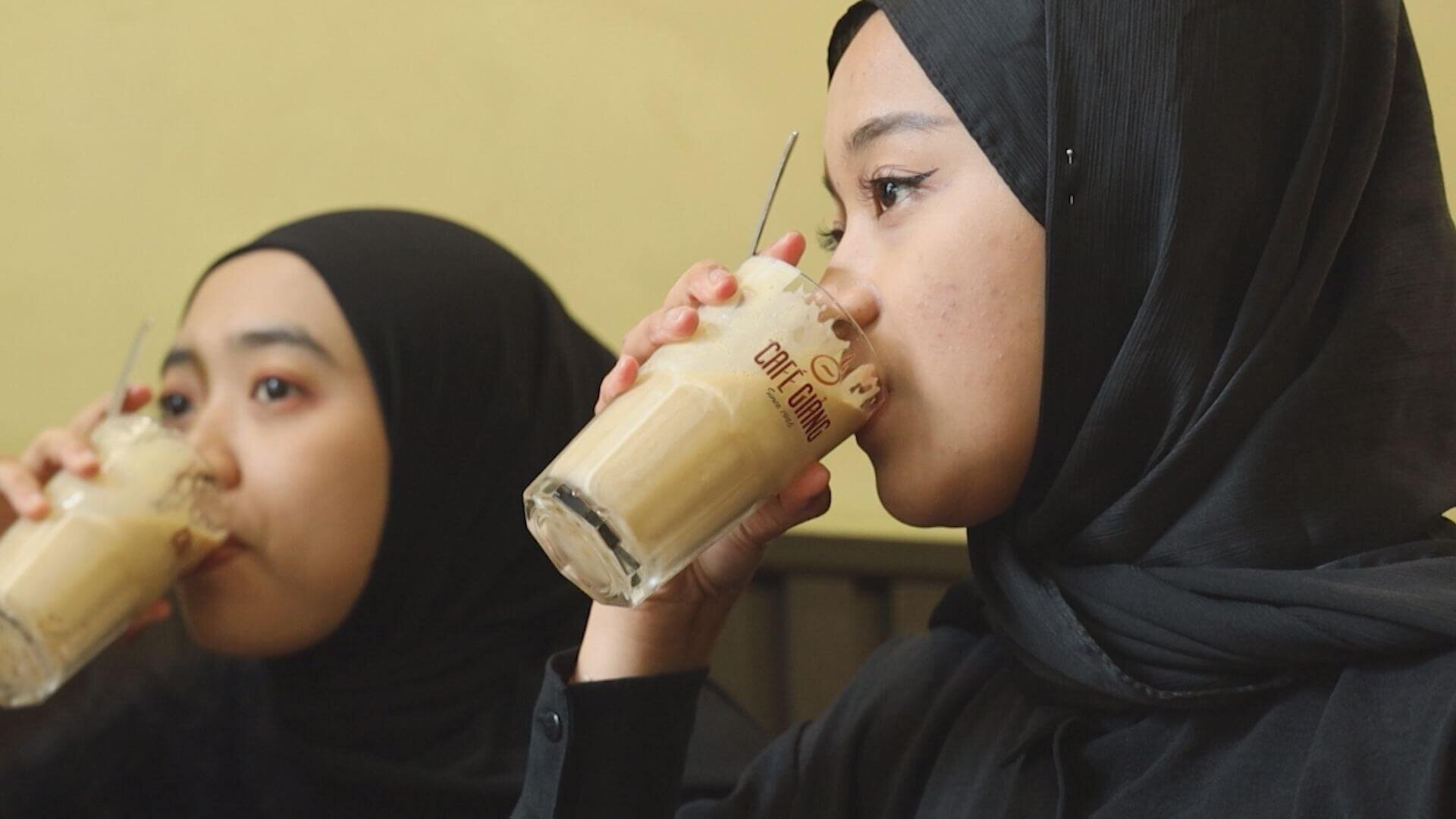 A twist to: HANOI COFFEE CULTURE ~ハノイのコーヒー文化をたどる旅~